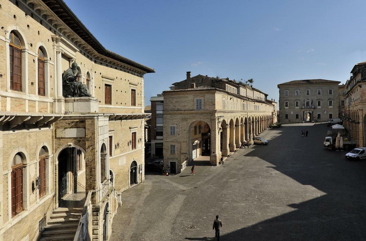 Alloggio "La Fonte" Fermo Exterior foto