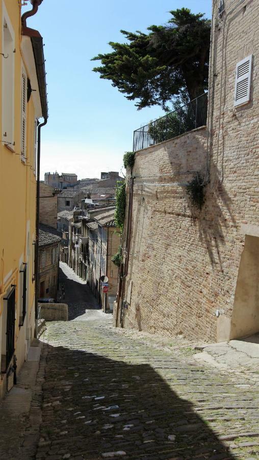 Alloggio "La Fonte" Fermo Exterior foto
